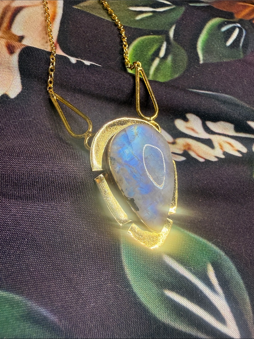 Gold Vermeil 925 Teardrop Moonstone Pendant Necklace 17 inch